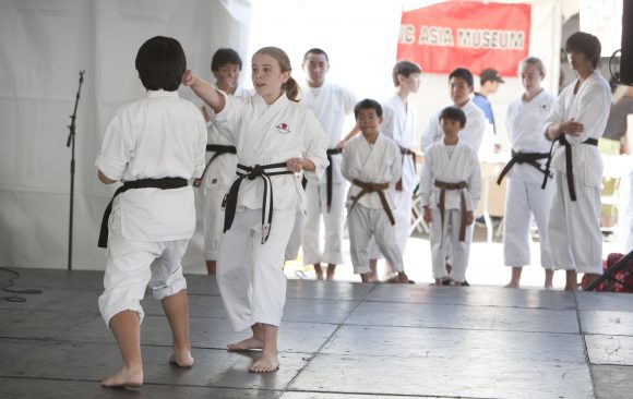 Kids Sports_Karate_Girl and Boy winter sports